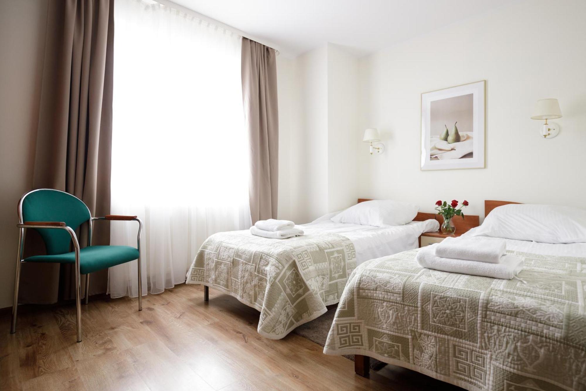 Hotel Pan Tadeusz Osielsko Екстериор снимка